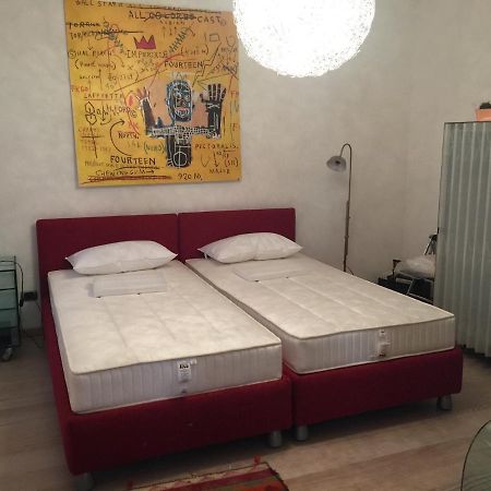 Ghetto Modern Apt For 4, Venice Apartment Екстериор снимка