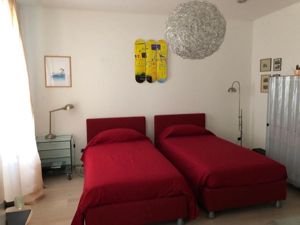 Ghetto Modern Apt For 4, Venice Apartment Екстериор снимка