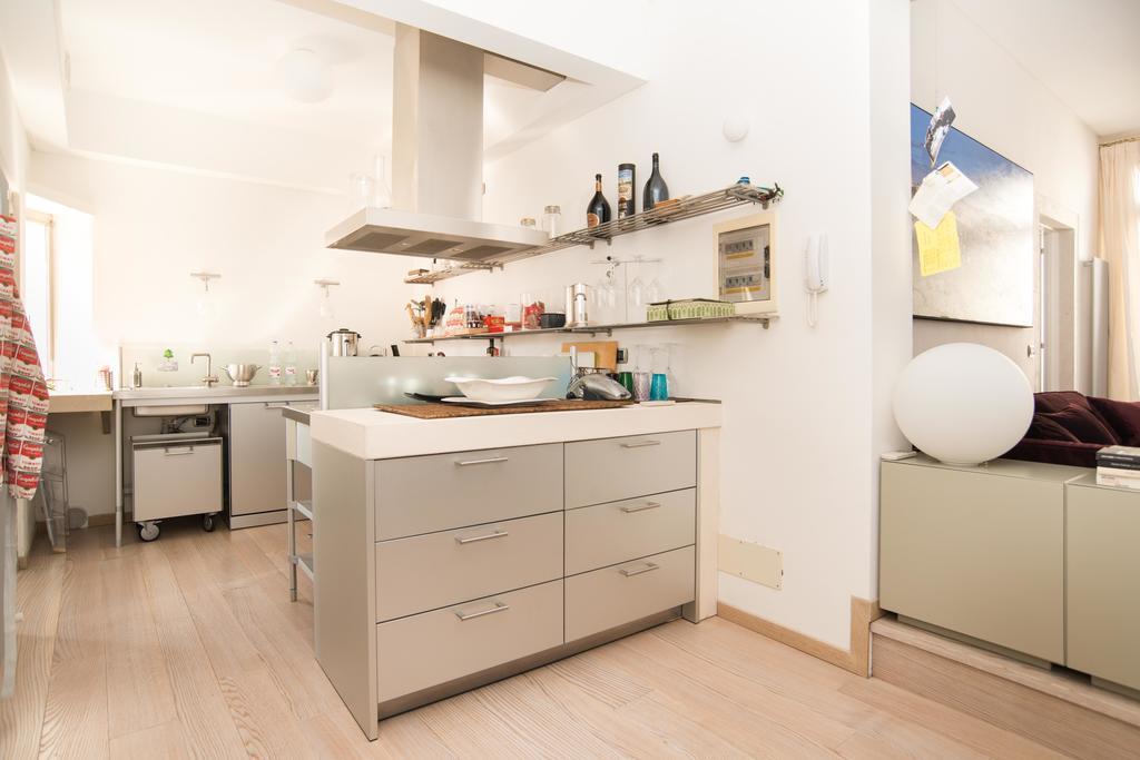 Ghetto Modern Apt For 4, Venice Apartment Екстериор снимка